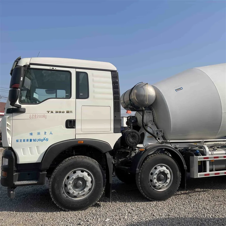 NOUVEAU SINOTRUCK Howo Concrete Mixer Taminnew Sinotruck Howo Concrete Mixer Truck