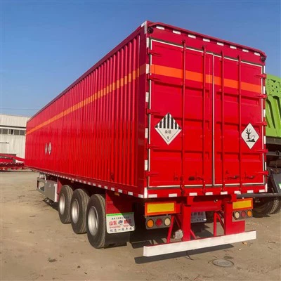 Semi-remorque de transport de type caisson-